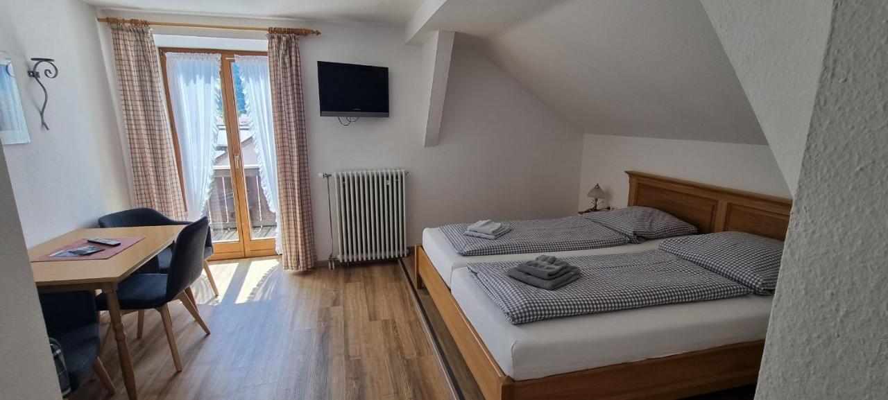 Gasthof Zum Rassen Garmisch-Partenkirchen Exterior foto